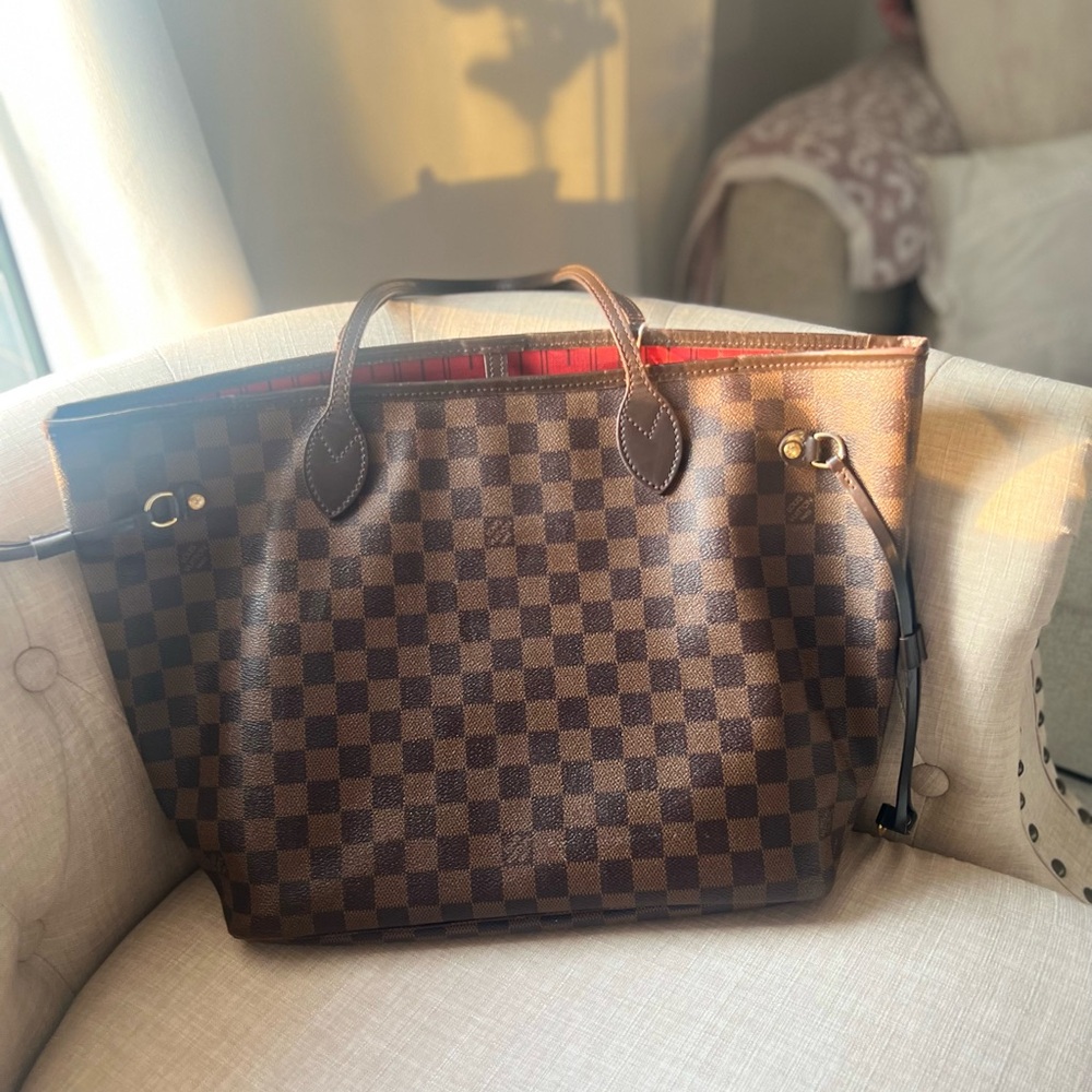 Authentic Louis Vuitton Never full tote bag - Picture 6 of 12